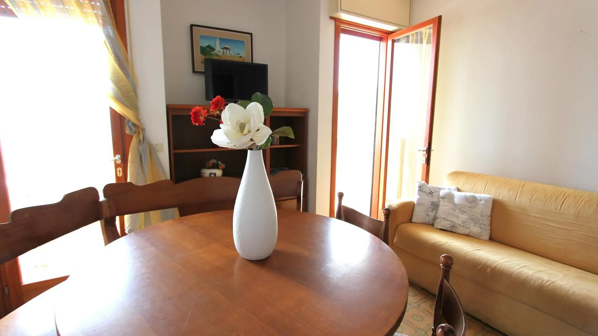 Condominio Corso Bibione 0*,